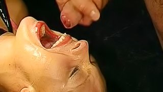 Amateur German blonde gets her mouth filled with cum