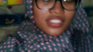 indonesian jilbab tudung memek berbulu 1