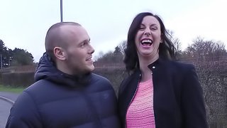 Tattooed stranger fucks her good on the floor in front of a mirror