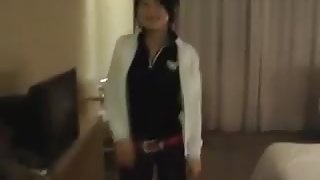 Another chinese couple fucking in a hotel room