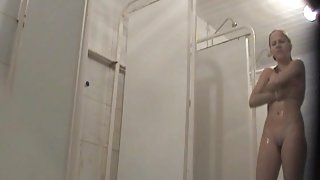 Sexy babe provides shower spy cam with jewelry ass