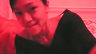 Petite cute asian girl makes a masturbation sextape for her bf