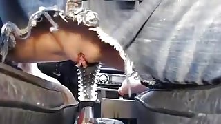 BigLips in the car