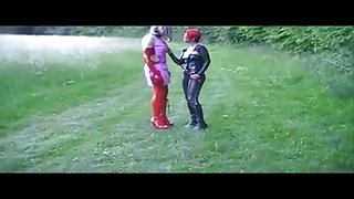 Madam-Sara lekce you vody