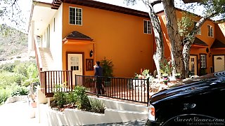 Horny blonde makes out with her lover in hd porn video