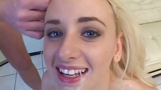 Vanessa Michaels Scene