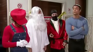 Penny Shows Leonard Her Cock Sucking Skills In Hot Parody Porn Clip