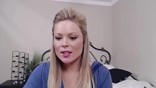 Webcam Girl  (No Nude)