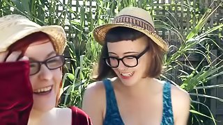 Curvy lesbian pisses and licks her hairy girlfriend